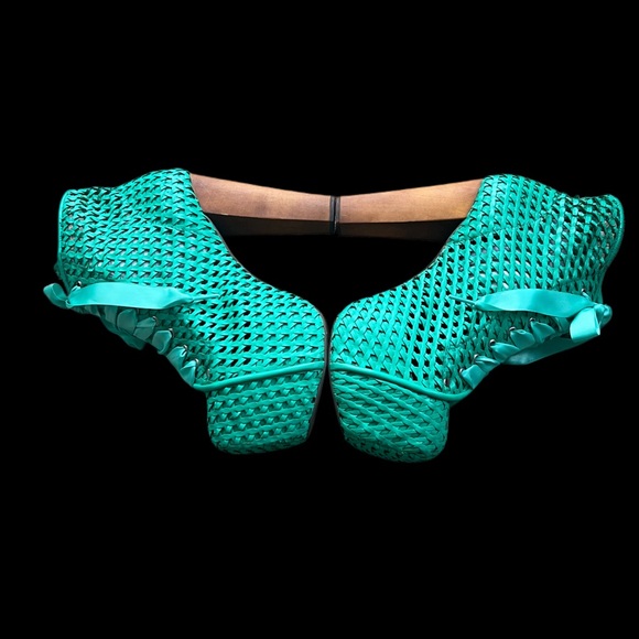 Jeffrey Campbell Green Lita Platform Shoes - Picture 3 of 12
